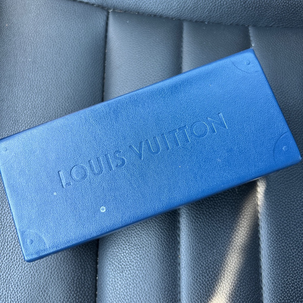 Louis Vuitton Glasses case/box